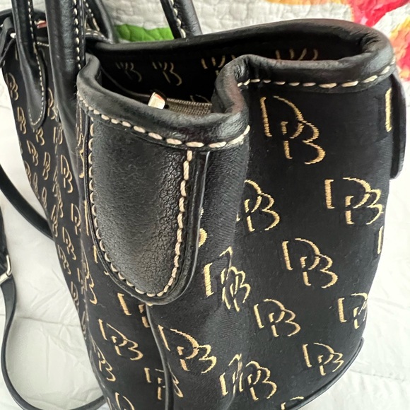 Dooney and Bourke Signature Satchel - Picture 6 of 12